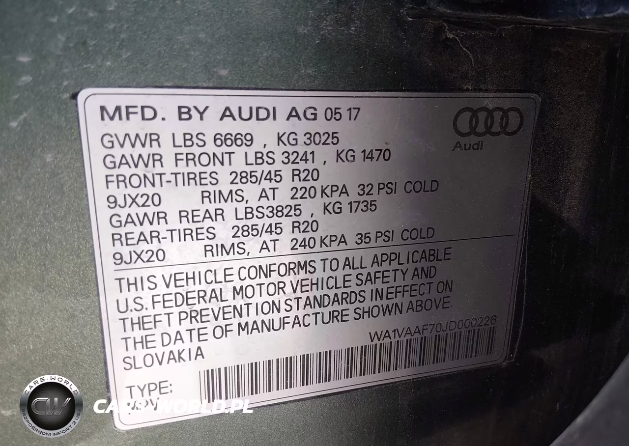 2018 Audi Q7 Prestige VIN:WA1VAAF70JD000226 - 9