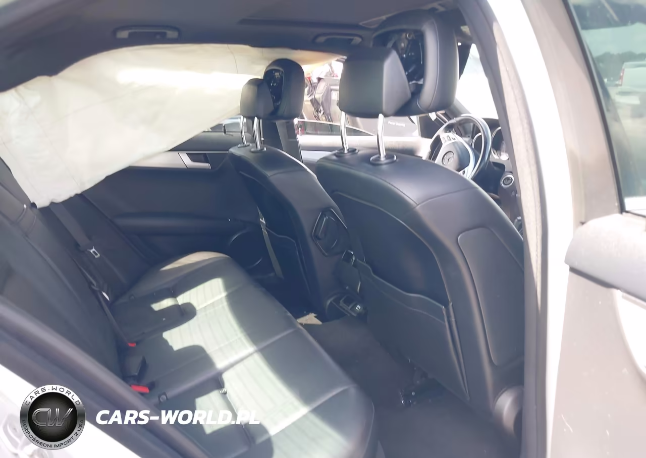 2013 Mercedes-Benz C 250 Sport VIN:WDDGF4HBXDA767337 - 8