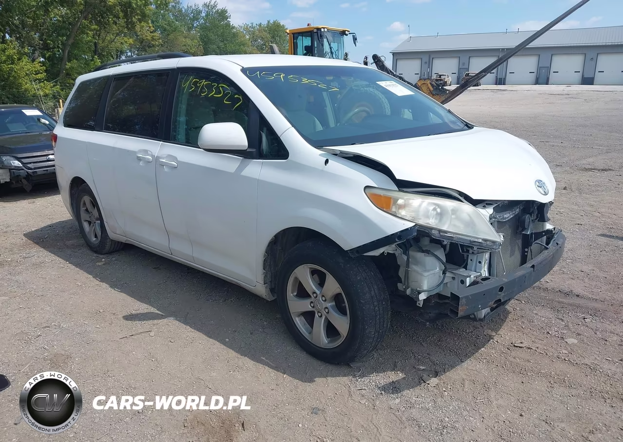 2011 Toyota Sienna Le V6