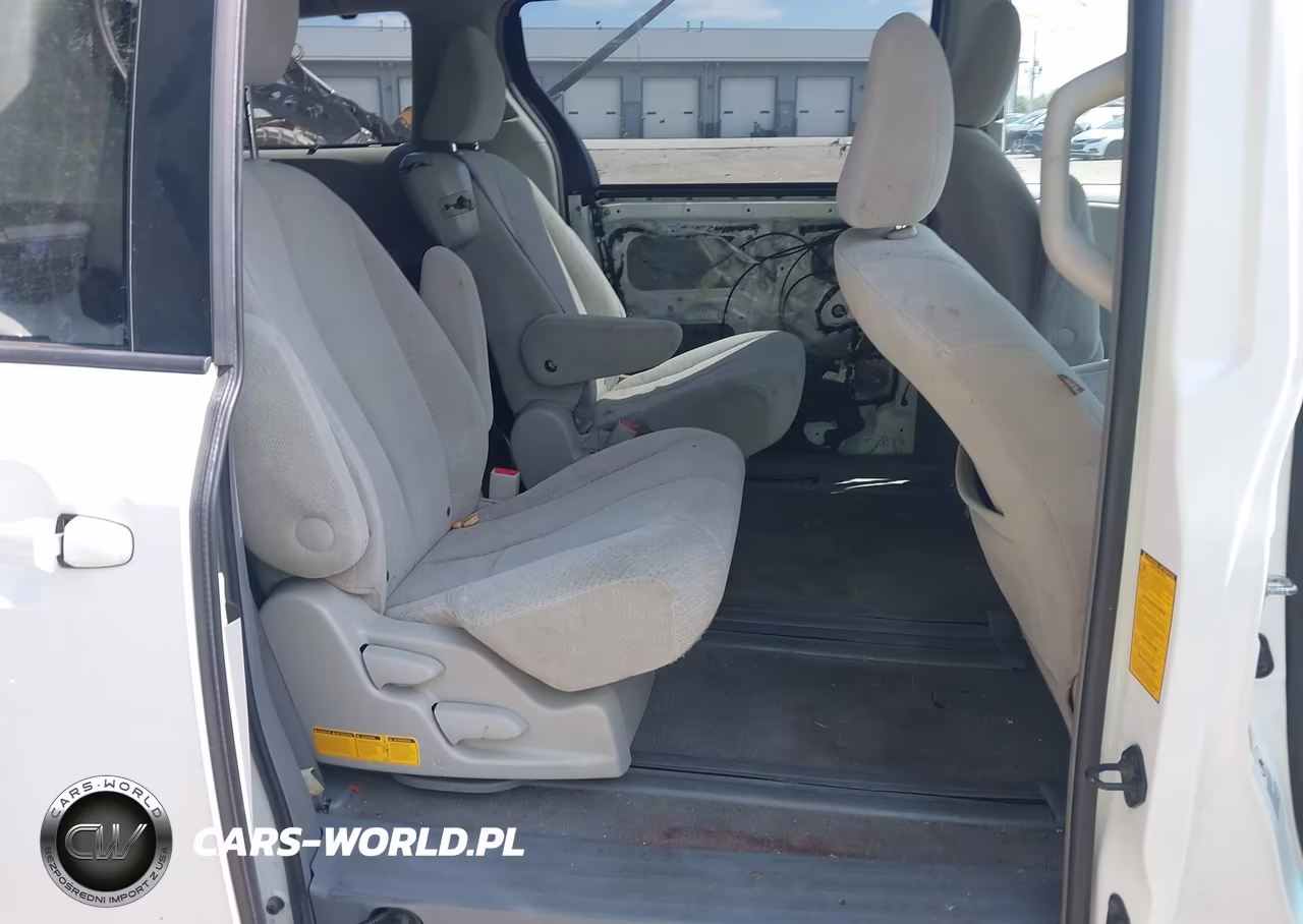 2011 Toyota Sienna Le V6 VIN:5TDKK3DC2BS073184 - 8