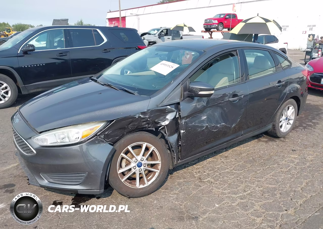 2015 Ford Focus Se VIN:1FADP3F26FL232588 - 2