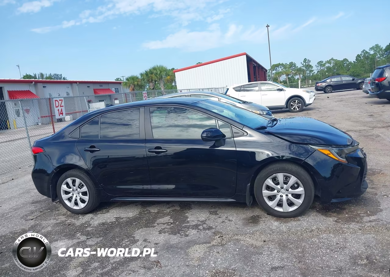 2025 Toyota Corolla Le VIN:5YFB4MDE1SP293927 - 13