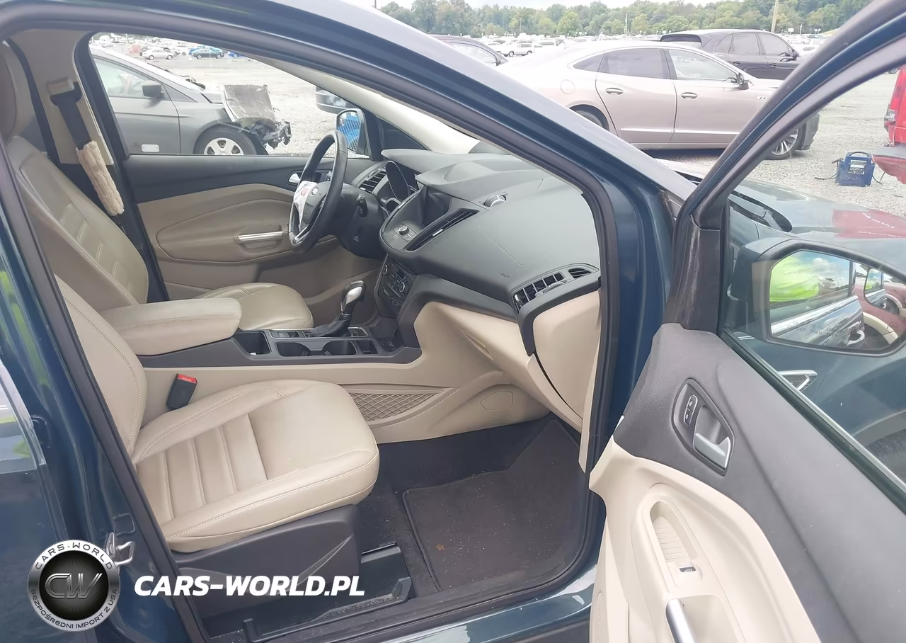 2019 Ford Escape Sel VIN:1FMCU9HD9KUA73971 - 5