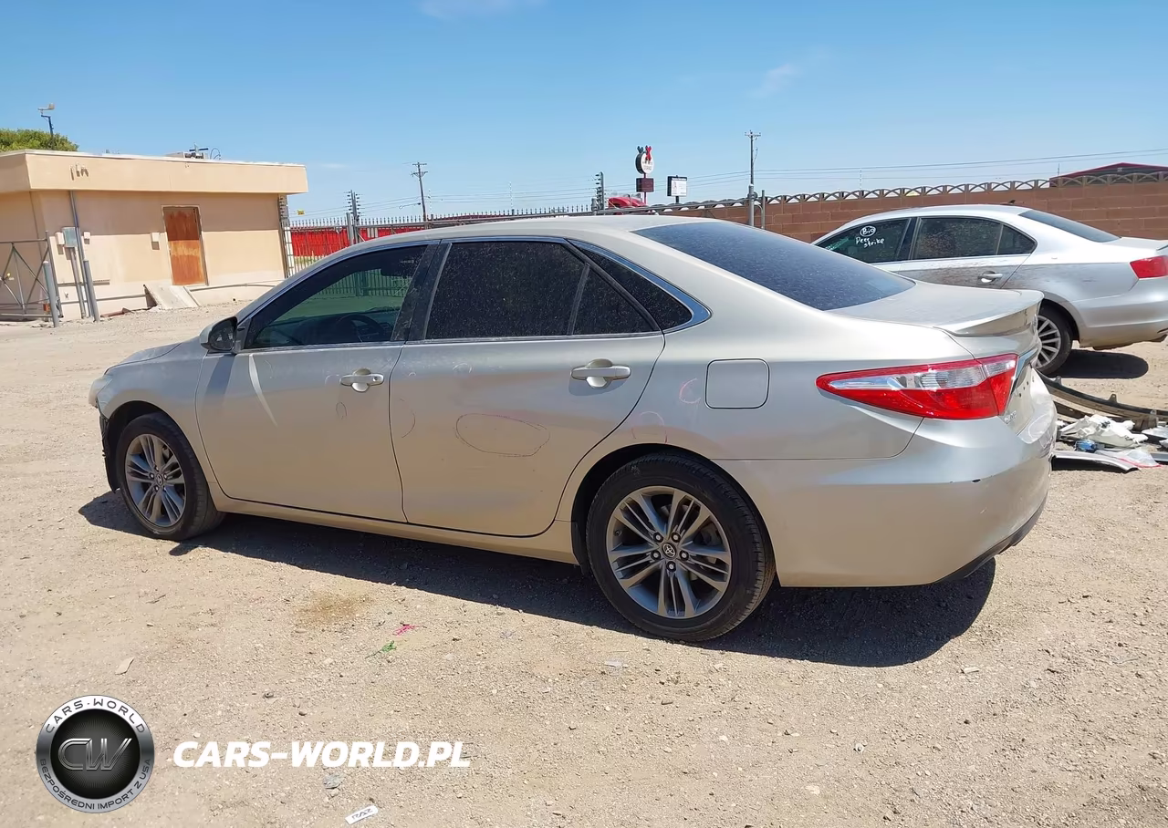 2017 Toyota Camry Se VIN:4T1BF1FK3HU769985 - 15