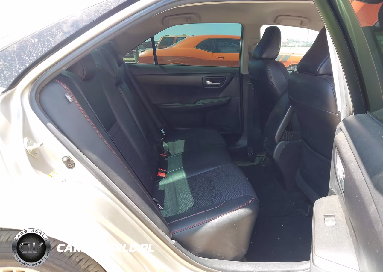 2017 Toyota Camry Se VIN:4T1BF1FK3HU769985 - 8