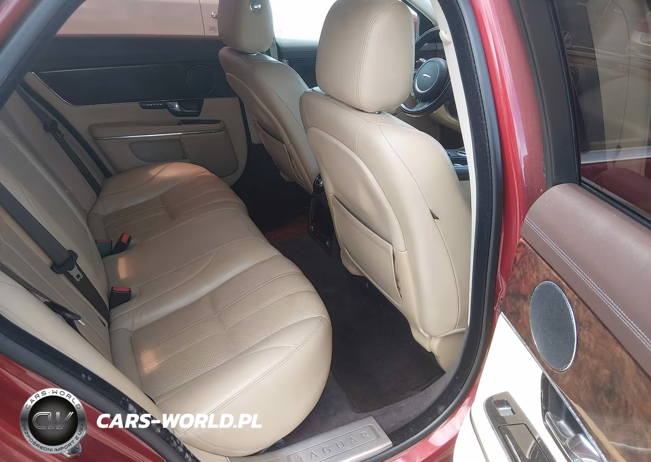 2011 Jaguar Xj VIN:SAJWA1CB3BLV16950 - 8