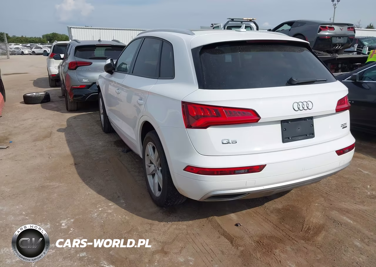 2018 Audi Q5 2.0T Premium-2.0T Tech Premium VIN:WA1ANAFY3J2246582 - 3