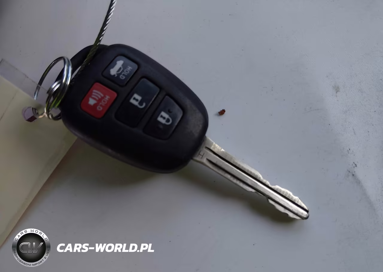 2016 Toyota Camry Le VIN:4T4BF1FK8GR572783 - 11