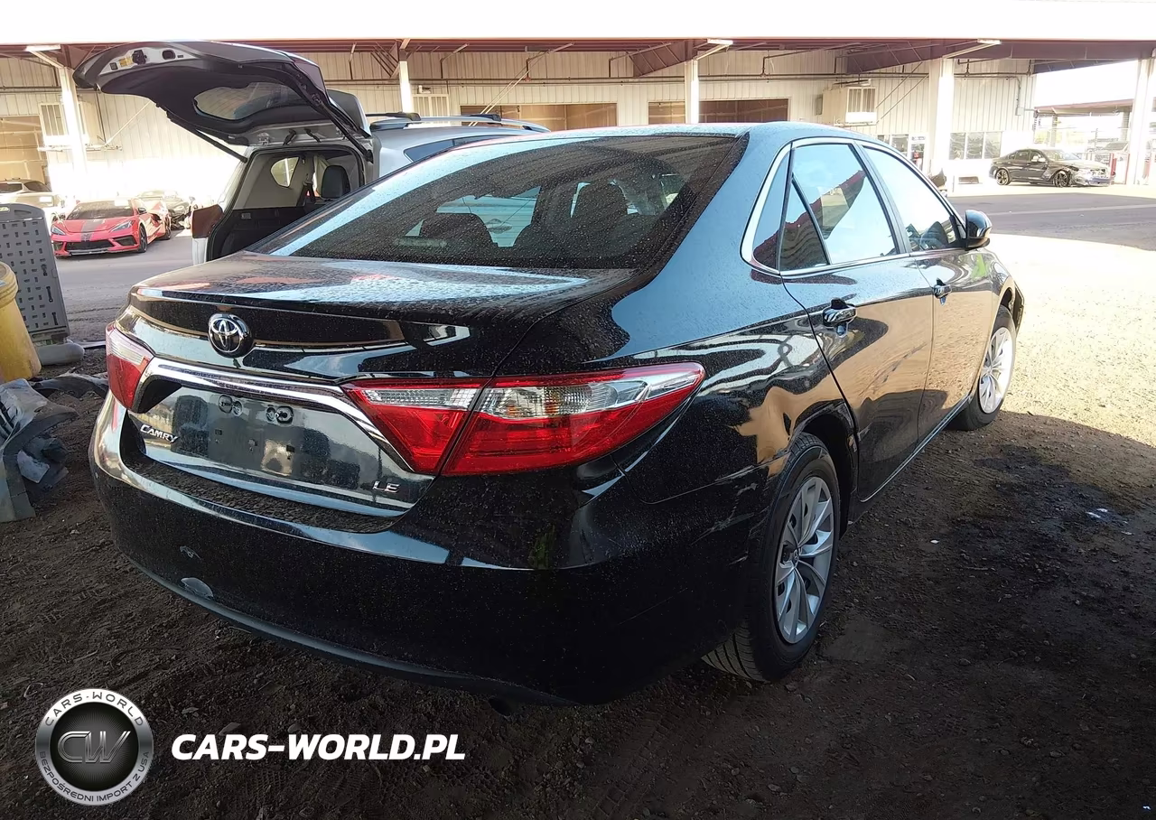 2016 Toyota Camry Le VIN:4T4BF1FK8GR572783 - 4