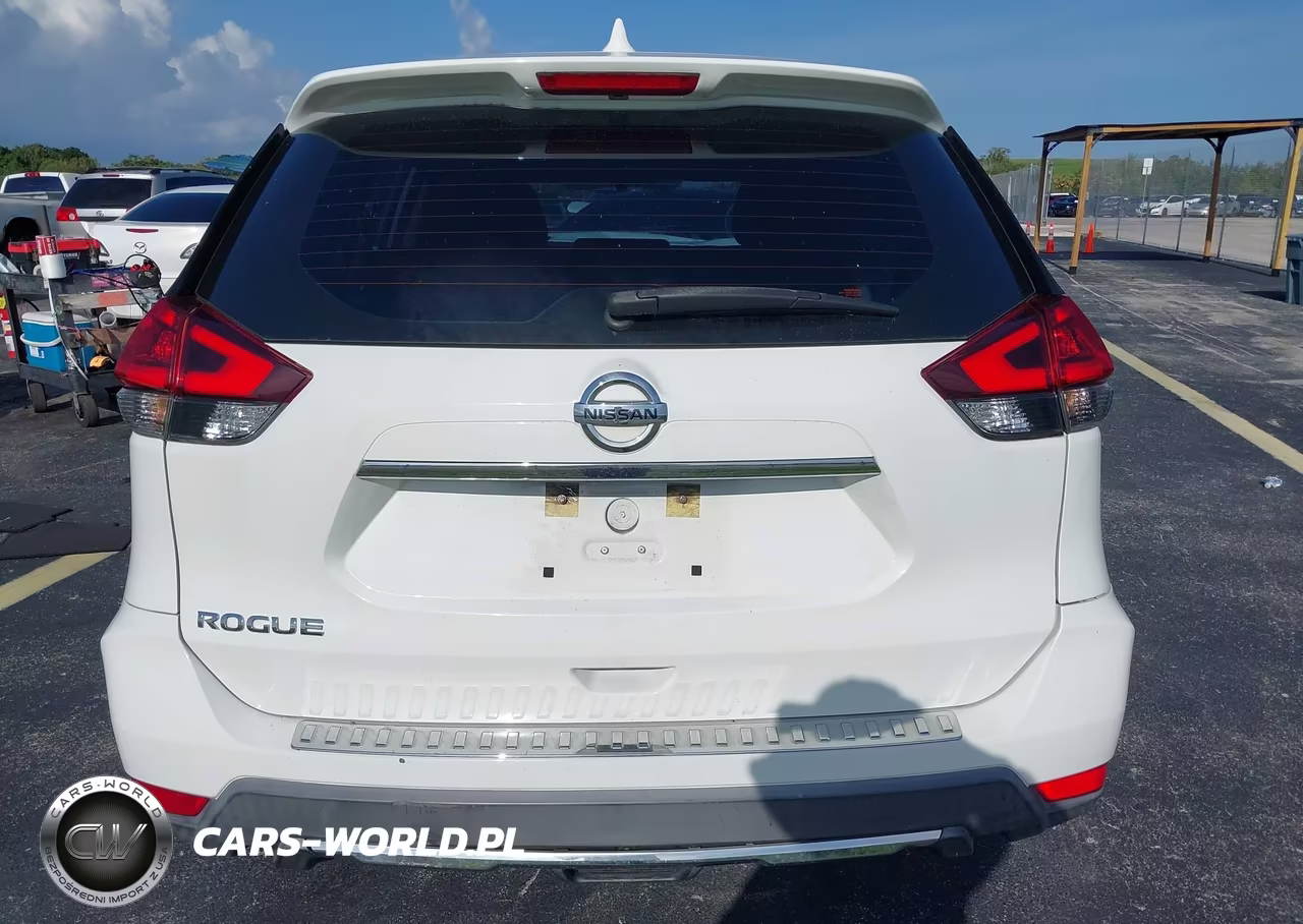 2018 Nissan Rogue S VIN:KNMAT2MT9JP581485 - 17