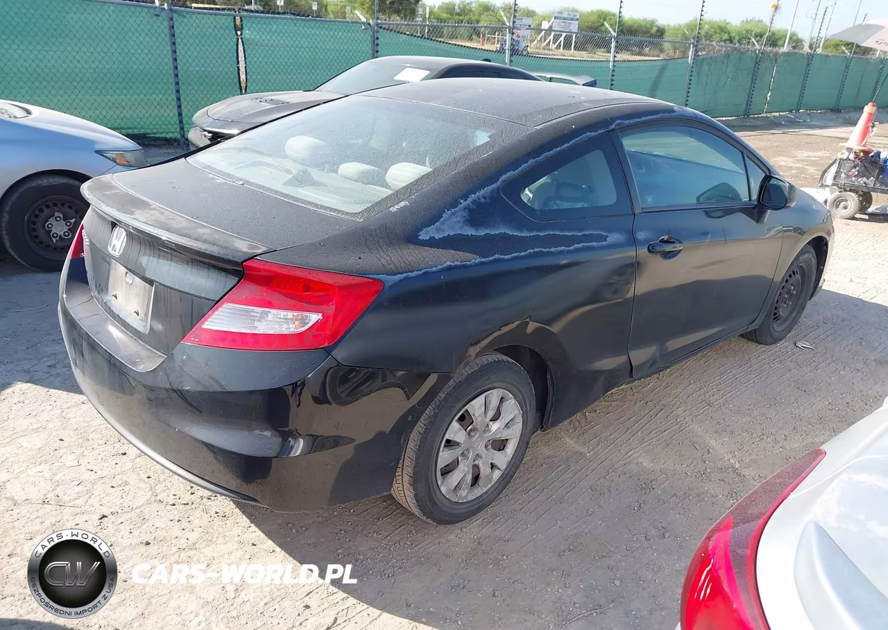 2012 Honda Civic Lx VIN:2HGFG3B57CH561586 - 4