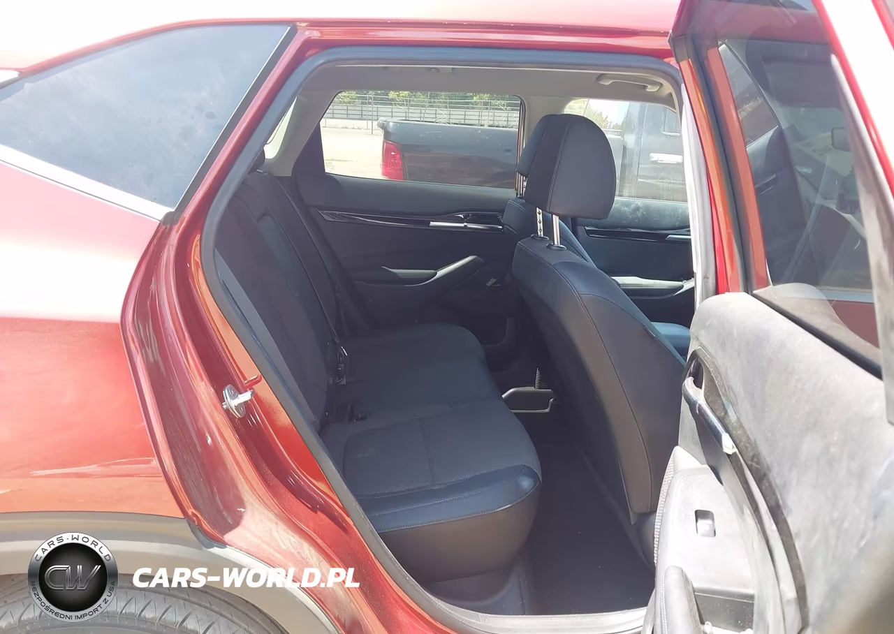 2021 Kia Seltos S VIN:KNDEUCAA4M7227319 - 8