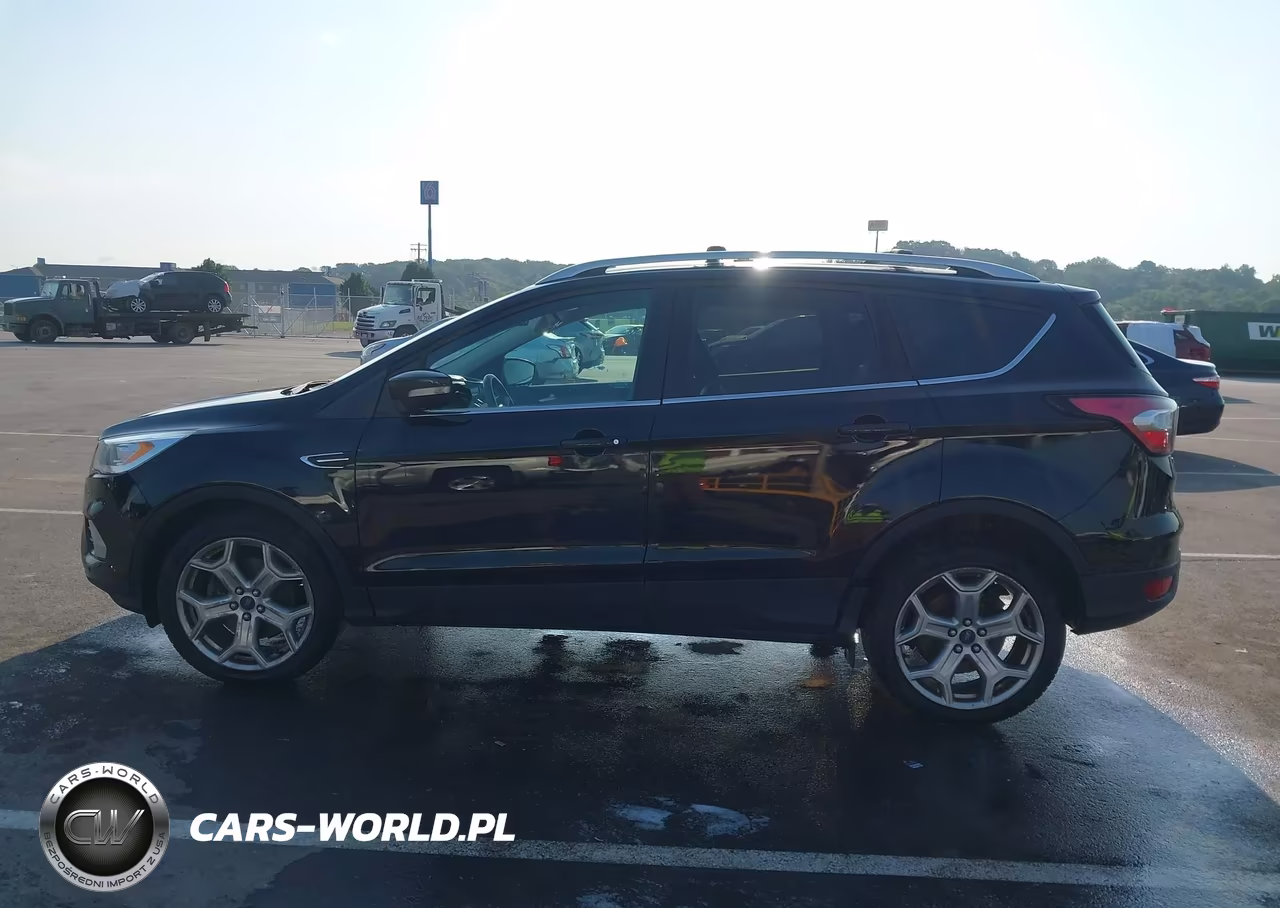 2018 Ford Escape Titanium VIN:1FMCU9J96JUA14896 - 14