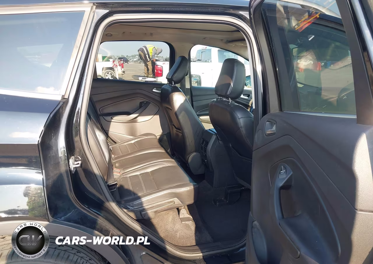 2018 Ford Escape Titanium VIN:1FMCU9J96JUA14896 - 8