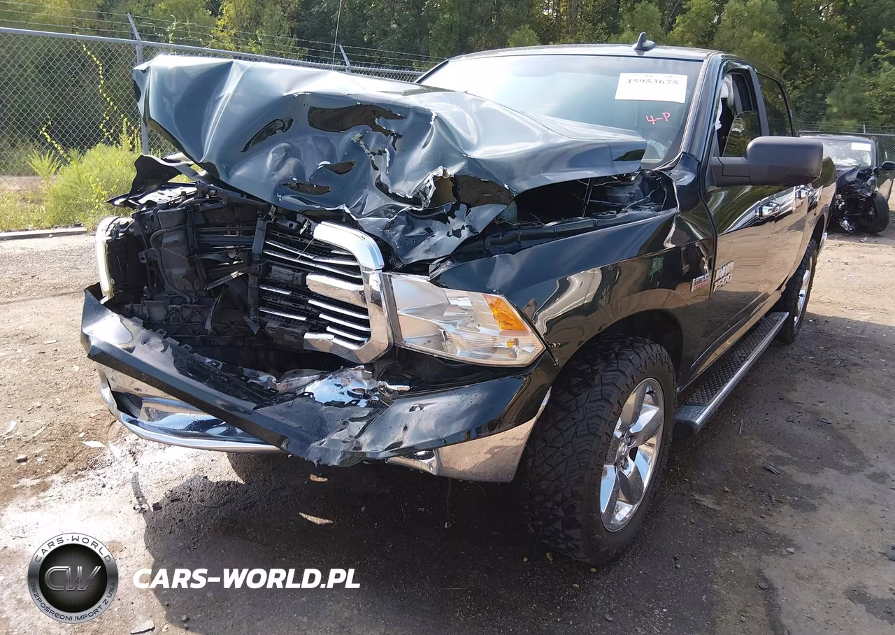 2016 Ram 1500 Big Horn VIN:3C6RR6LT5GG315444 - 17