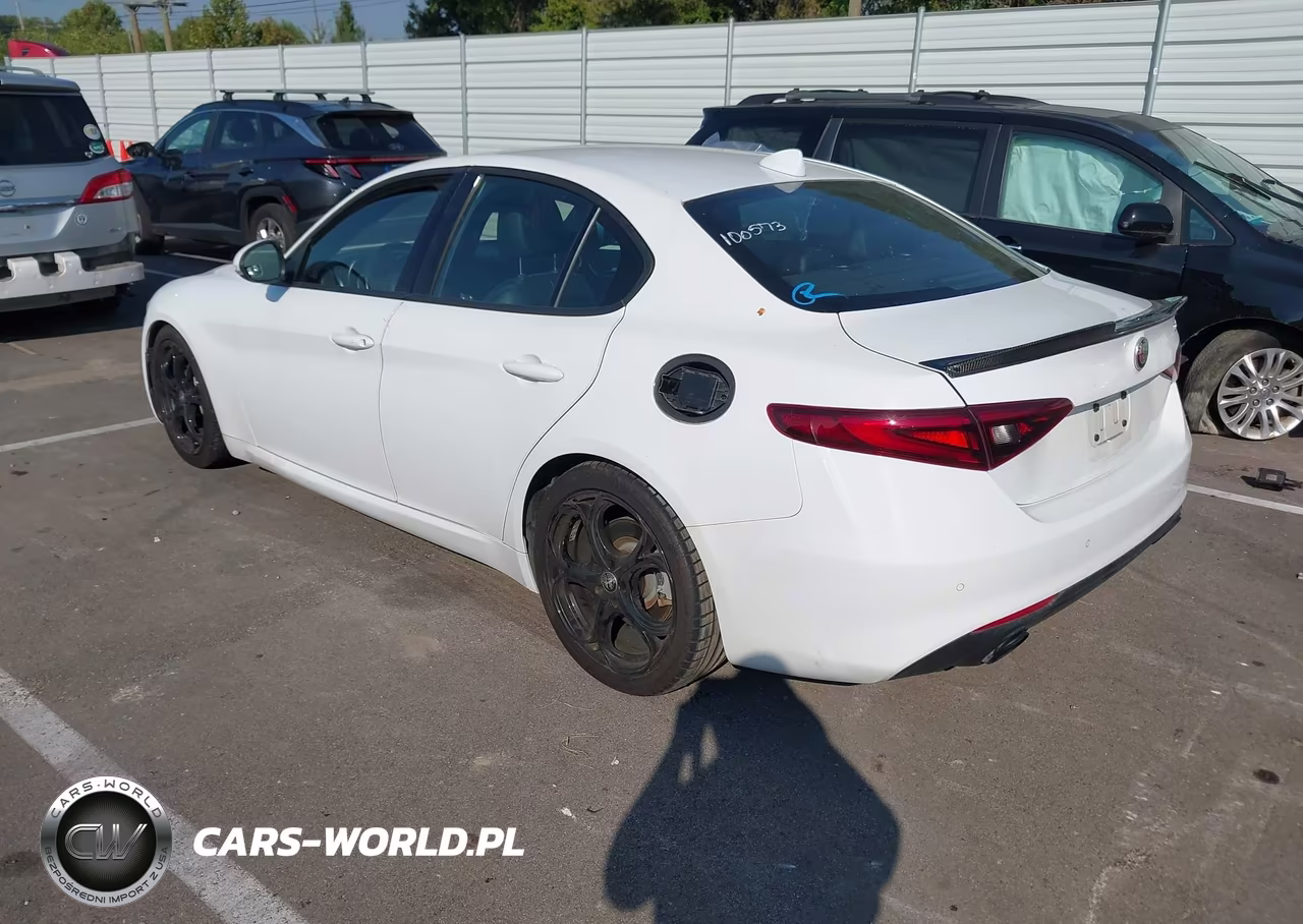 2022 Alfa Romeo Giulia Sprint Rwd VIN:ZARFAMAN7N7659934 - 3