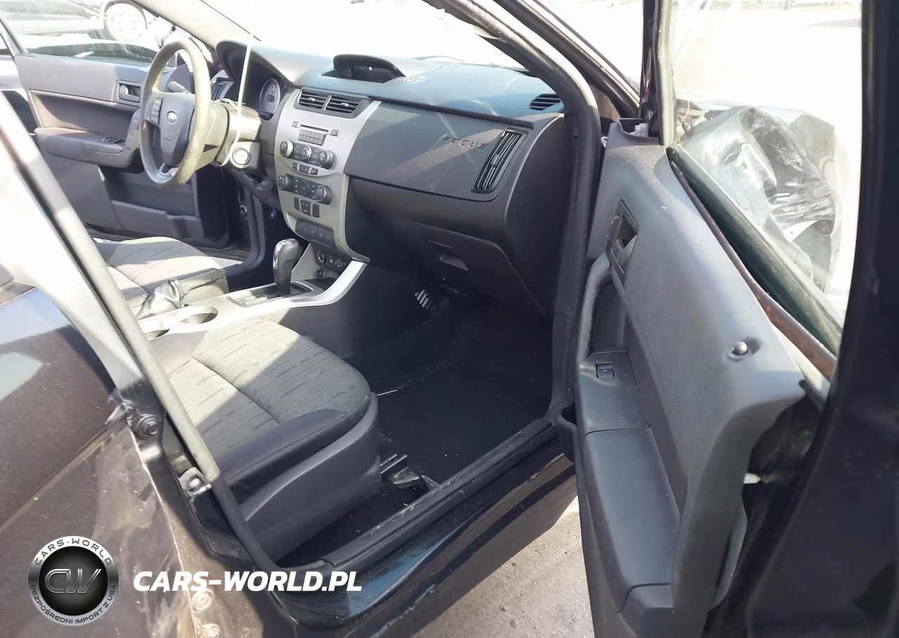 2011 Ford Focus Se VIN:1FAHP3FN3BW158602 - 5