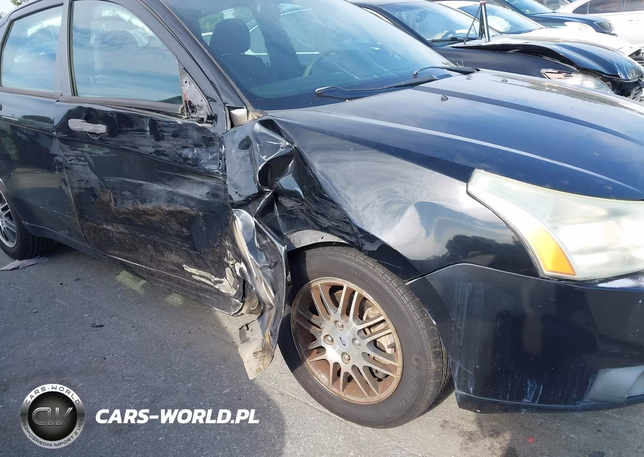 2011 Ford Focus Se VIN:1FAHP3FN3BW158602 - 6