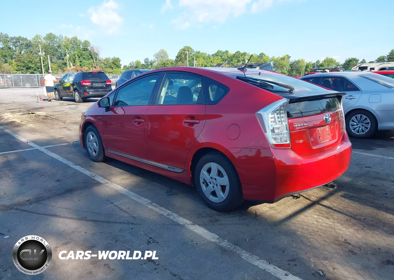 2011 Toyota Prius Four VIN:JTDKN3DU6B0325831 - 3
