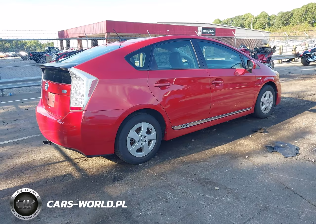 2011 Toyota Prius Four VIN:JTDKN3DU6B0325831 - 4