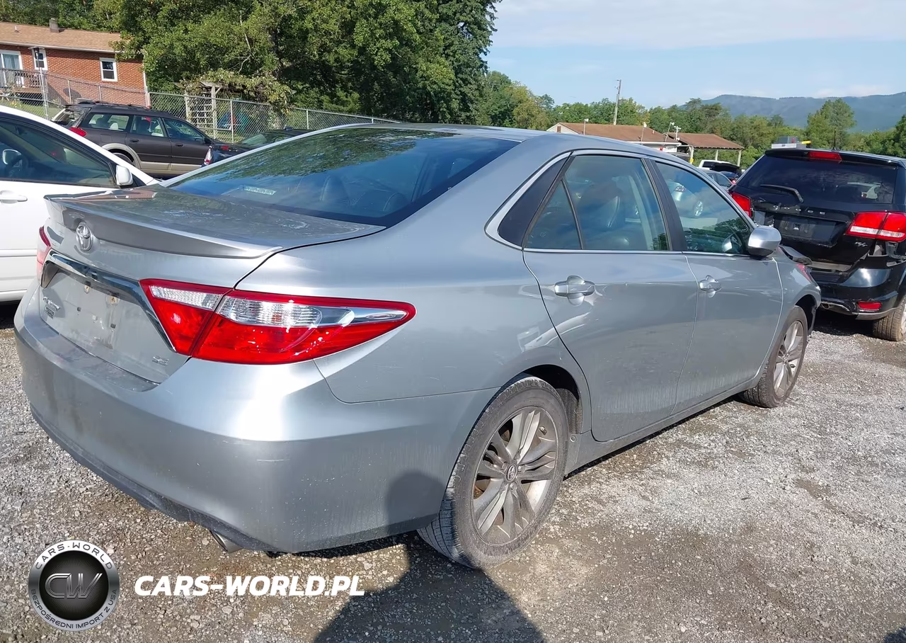 2016 Toyota Camry Se VIN:4T1BF1FK4GU199087 - 4