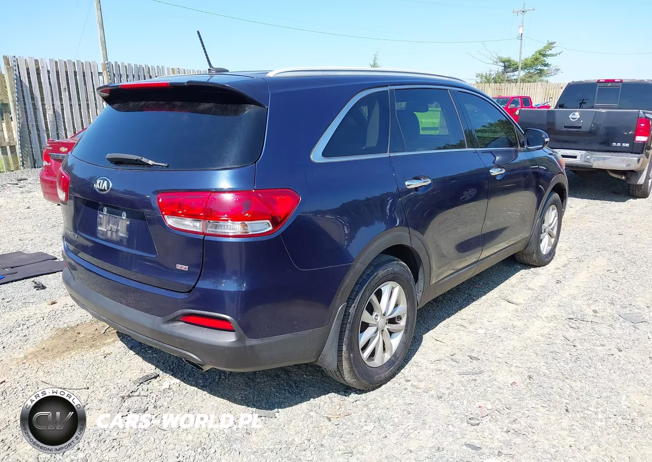 2017 Kia Sorento 2.4L Lx VIN:5XYPG4A35HG299923 - 4