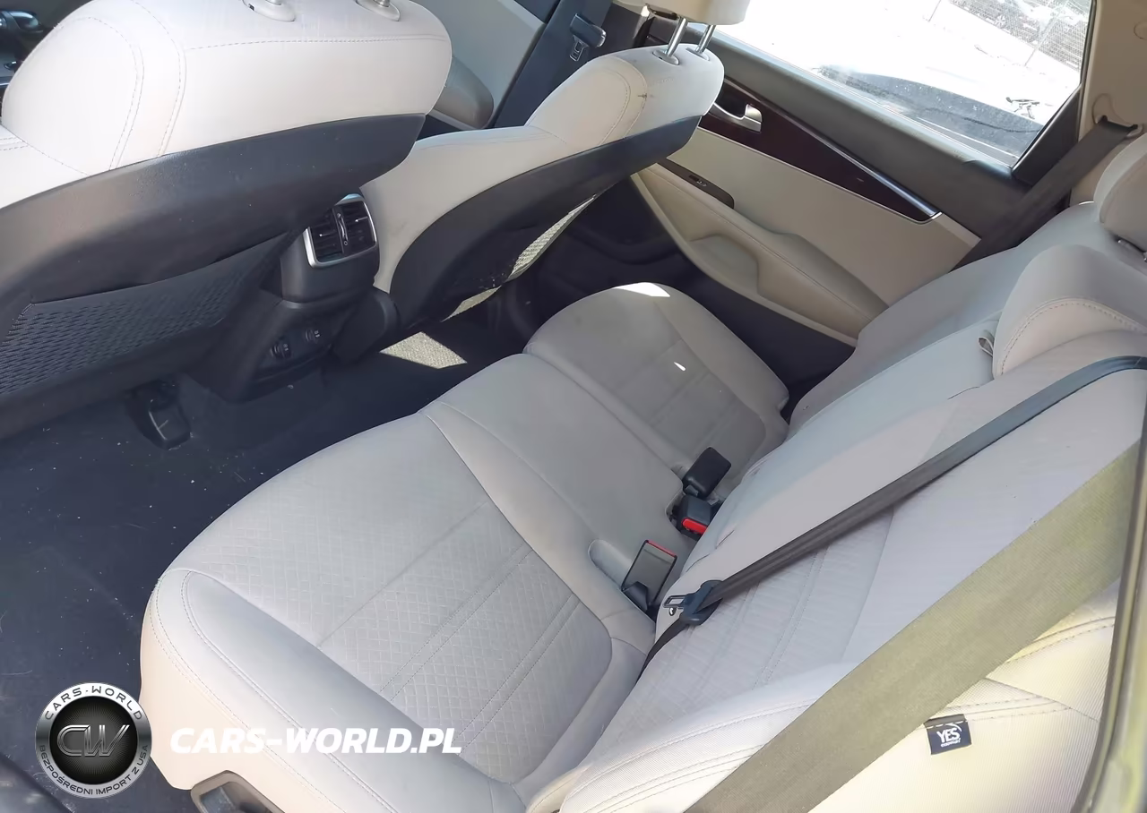 2017 Kia Sorento 2.4L Lx VIN:5XYPG4A35HG299923 - 8