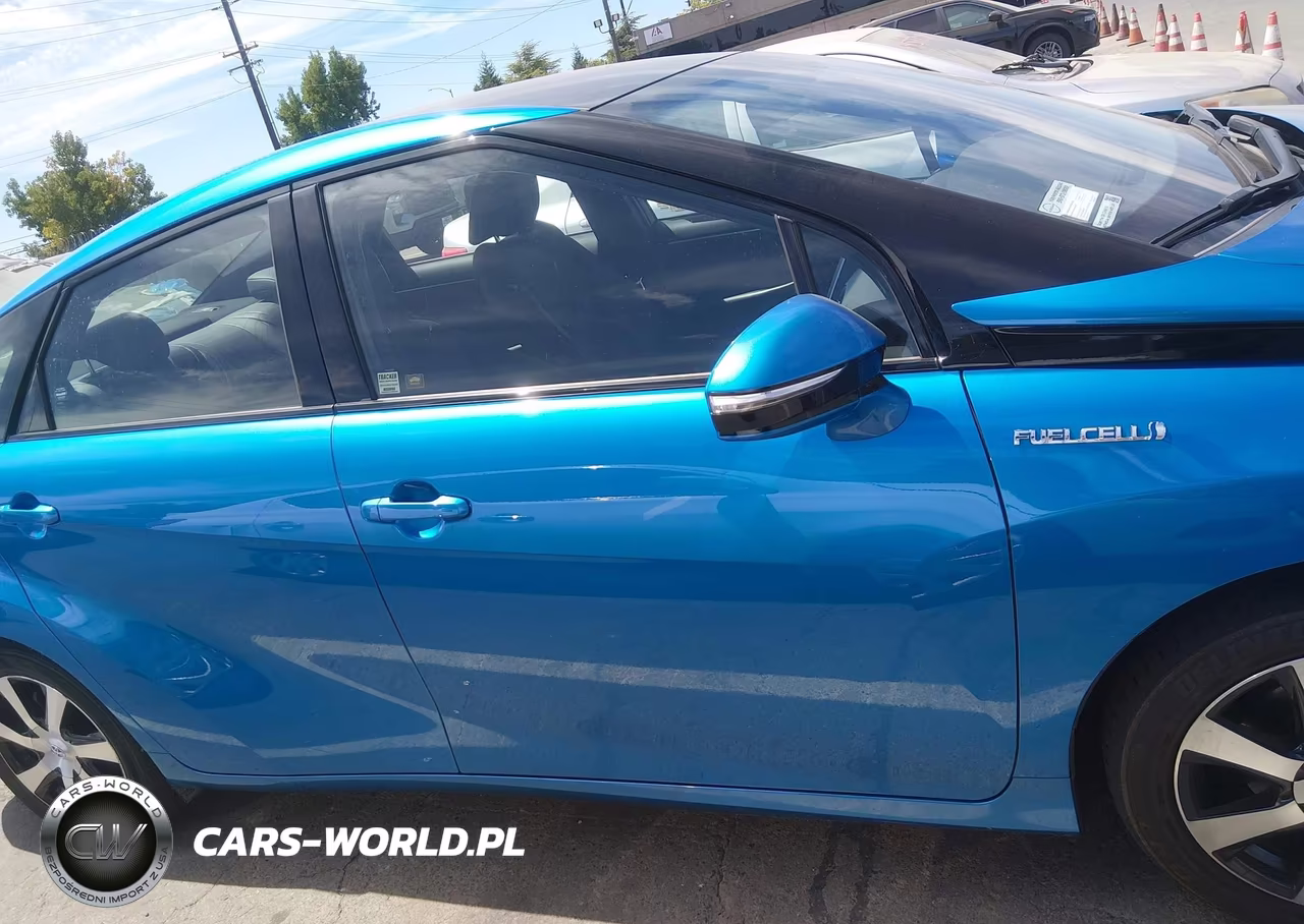2018 Toyota Mirai VIN:JTDBVRBD0JA005452 - 13