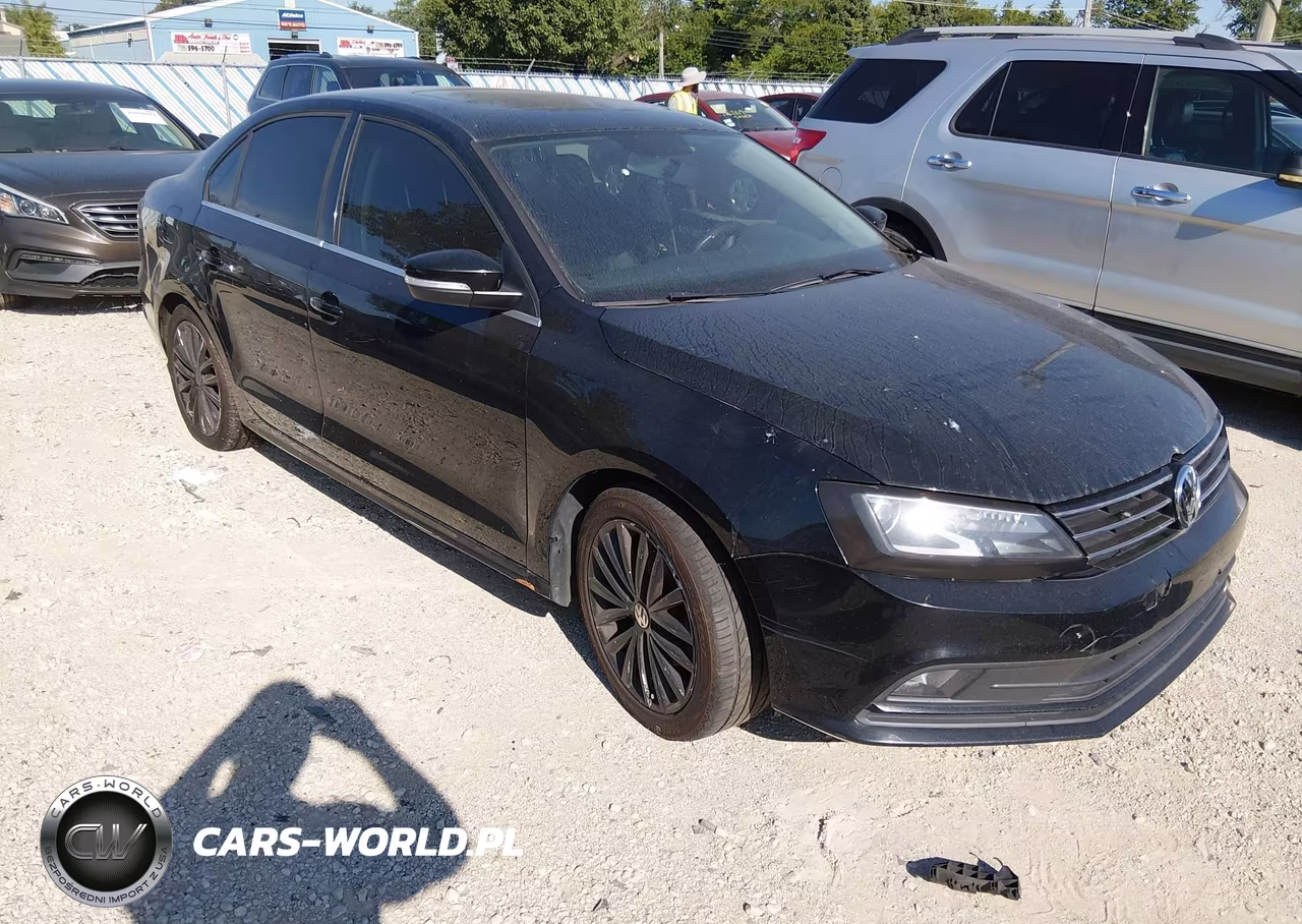 2015 Volkswagen Jetta 1.8T Se – zdjęcie 1 z 13