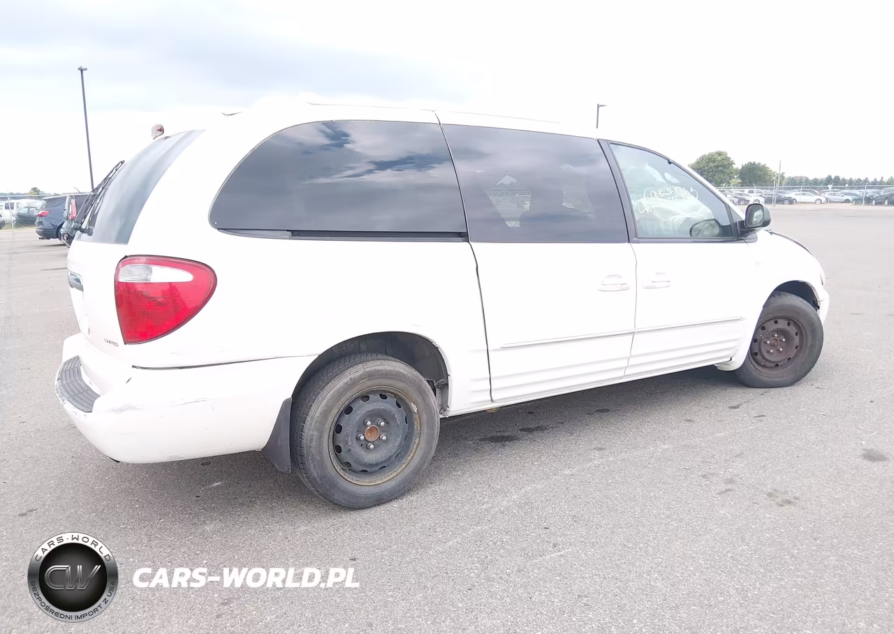 2003 Chrysler Town & Country Limited VIN:2C8GP64L13R100232 - 4