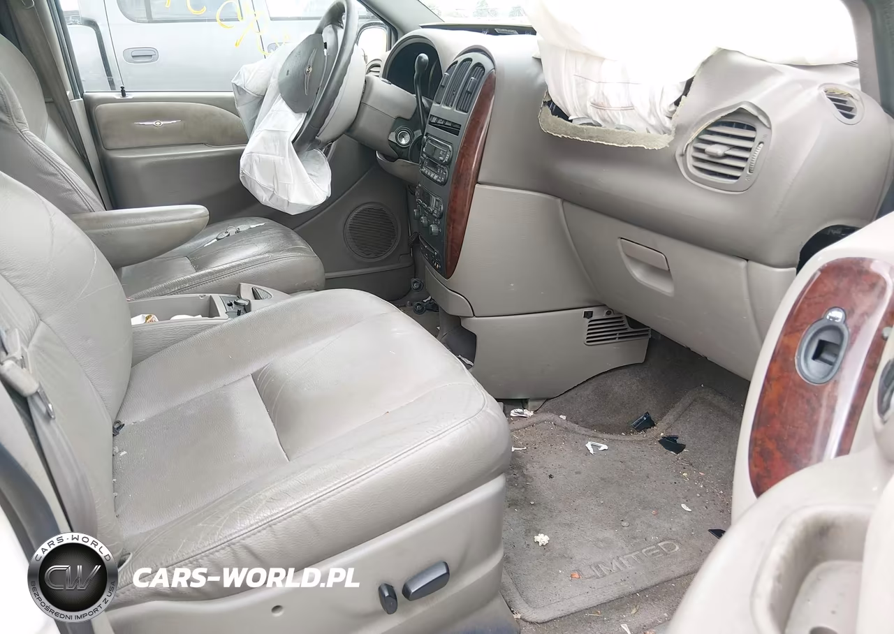 2003 Chrysler Town & Country Limited VIN:2C8GP64L13R100232 - 5