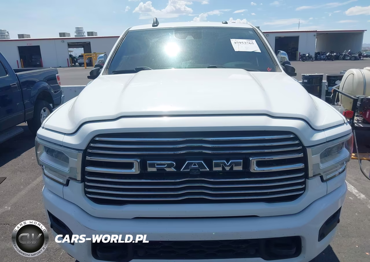 2019 Ram 2500 Laramie 4X4 6'4 Box VIN:3C6UR5NL2KG654978 - 12