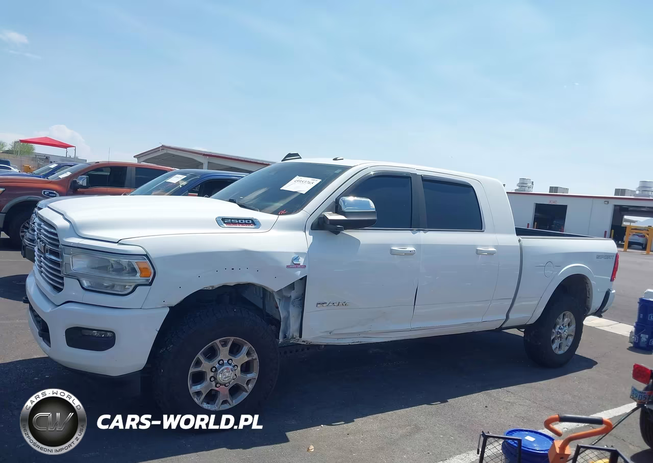 2019 Ram 2500 Laramie 4X4 6'4 Box VIN:3C6UR5NL2KG654978 - 14