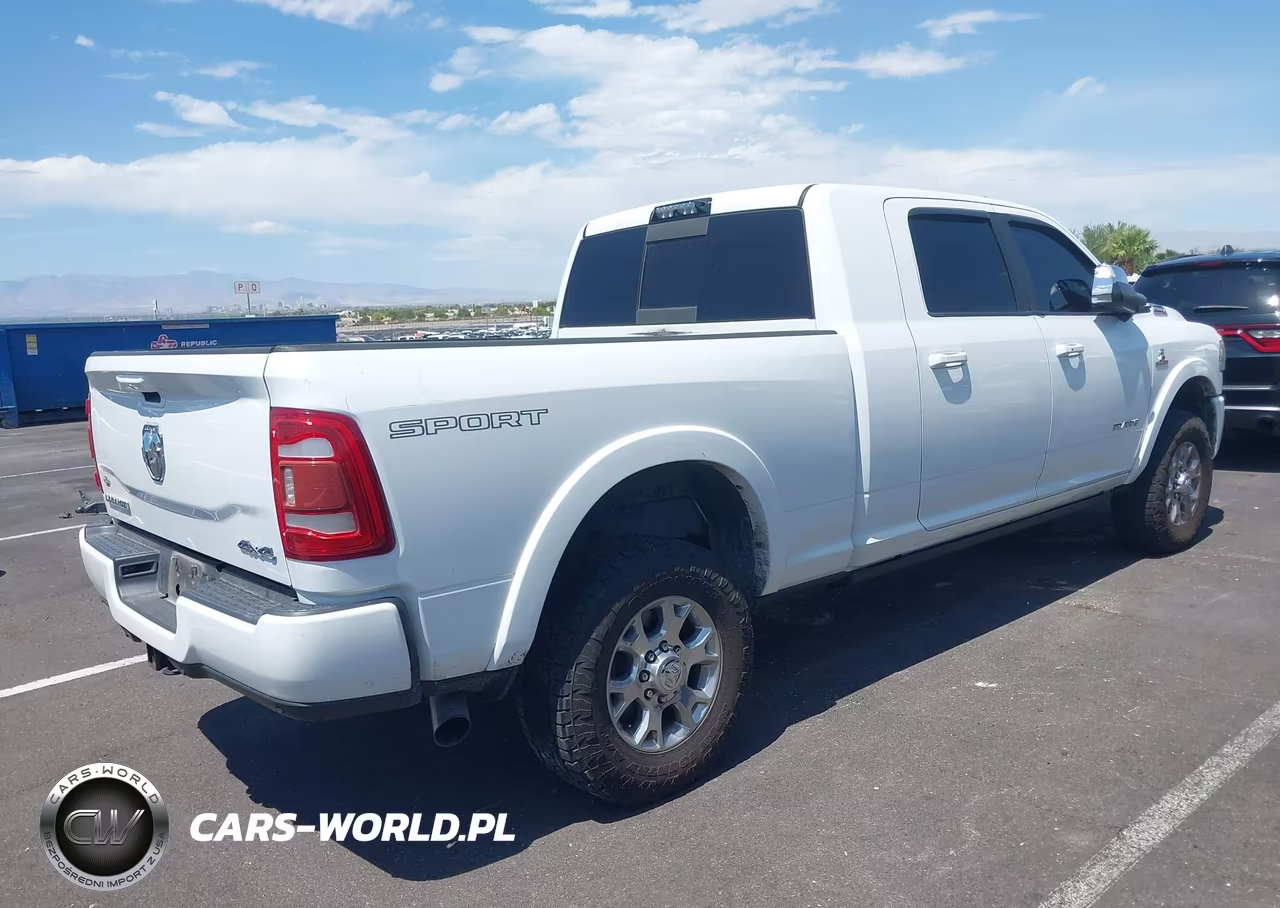 2019 Ram 2500 Laramie 4X4 6'4 Box VIN:3C6UR5NL2KG654978 - 4