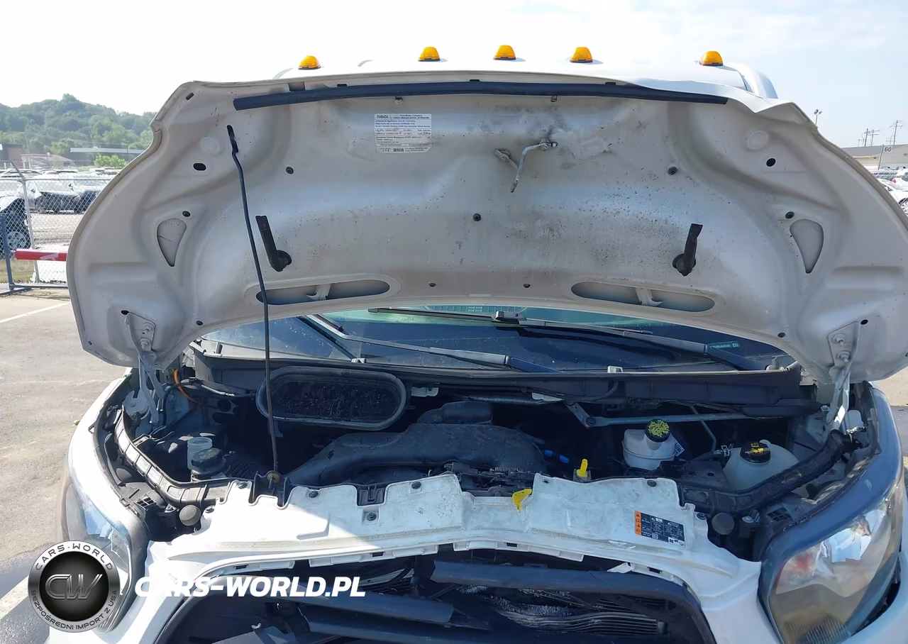 2018 Ford Transit-250 Cab VIN:1FDYR5ZM5JKA92686 - 10