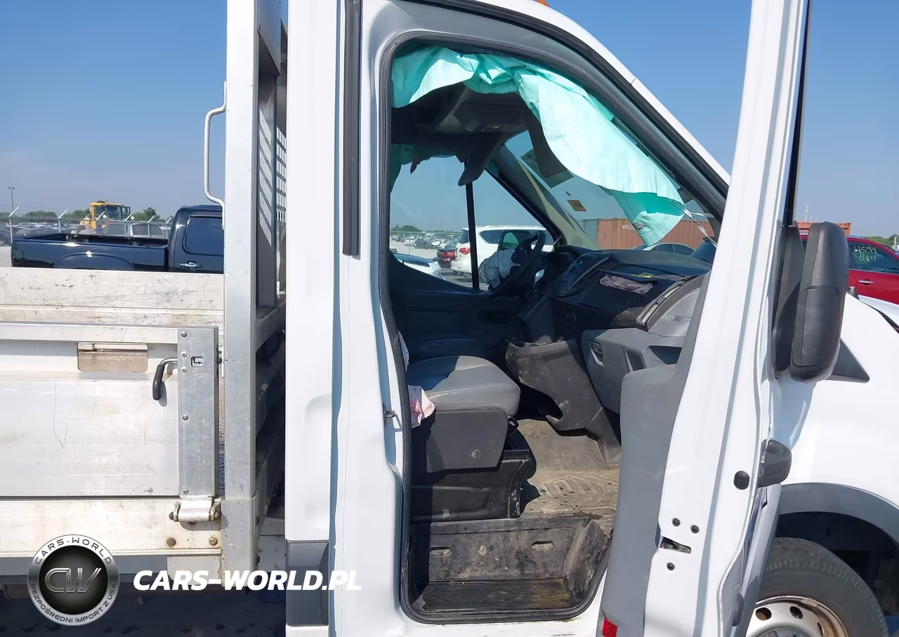 2018 Ford Transit-250 Cab VIN:1FDYR5ZM5JKA92686 - 5