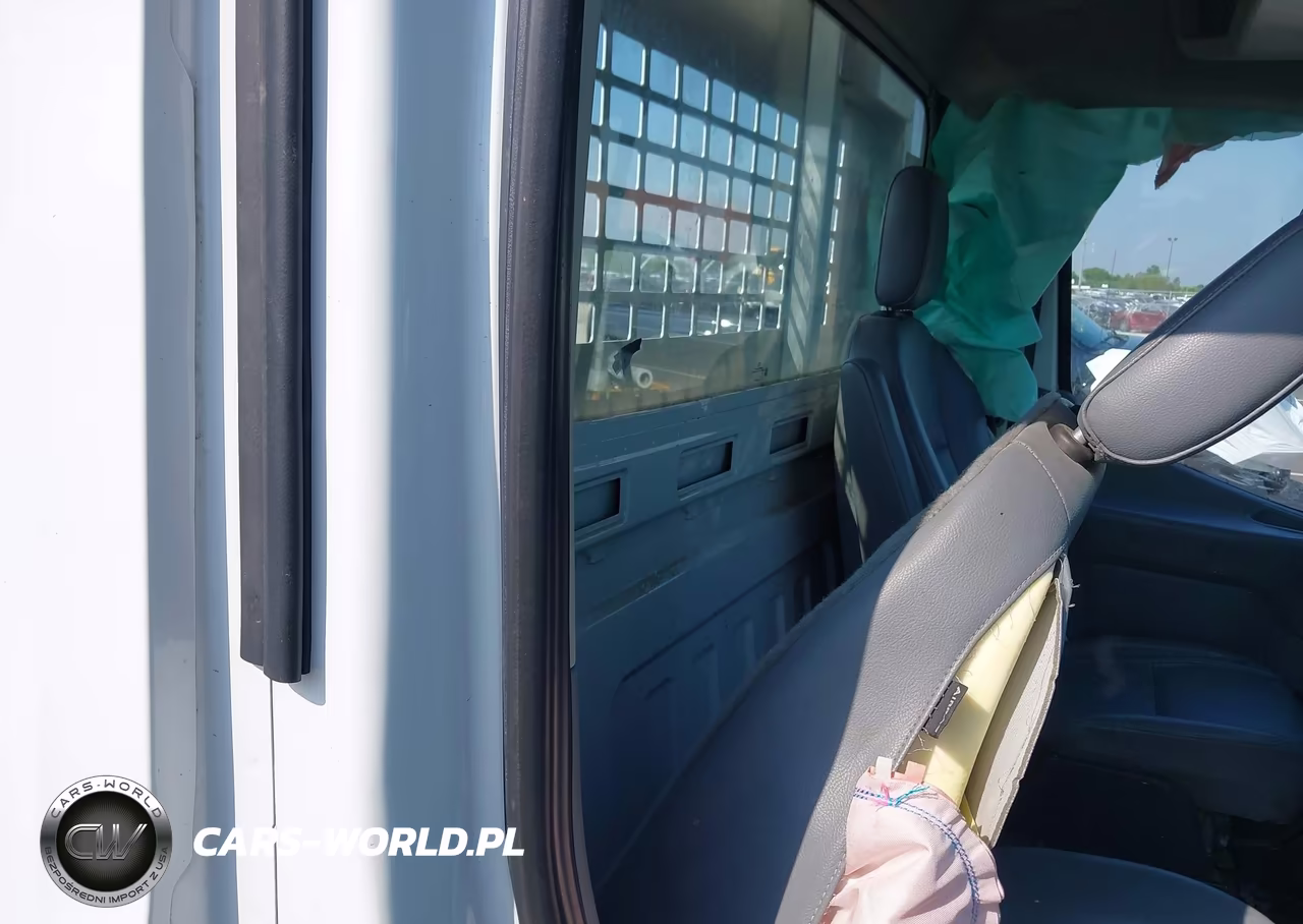 2018 Ford Transit-250 Cab VIN:1FDYR5ZM5JKA92686 - 8