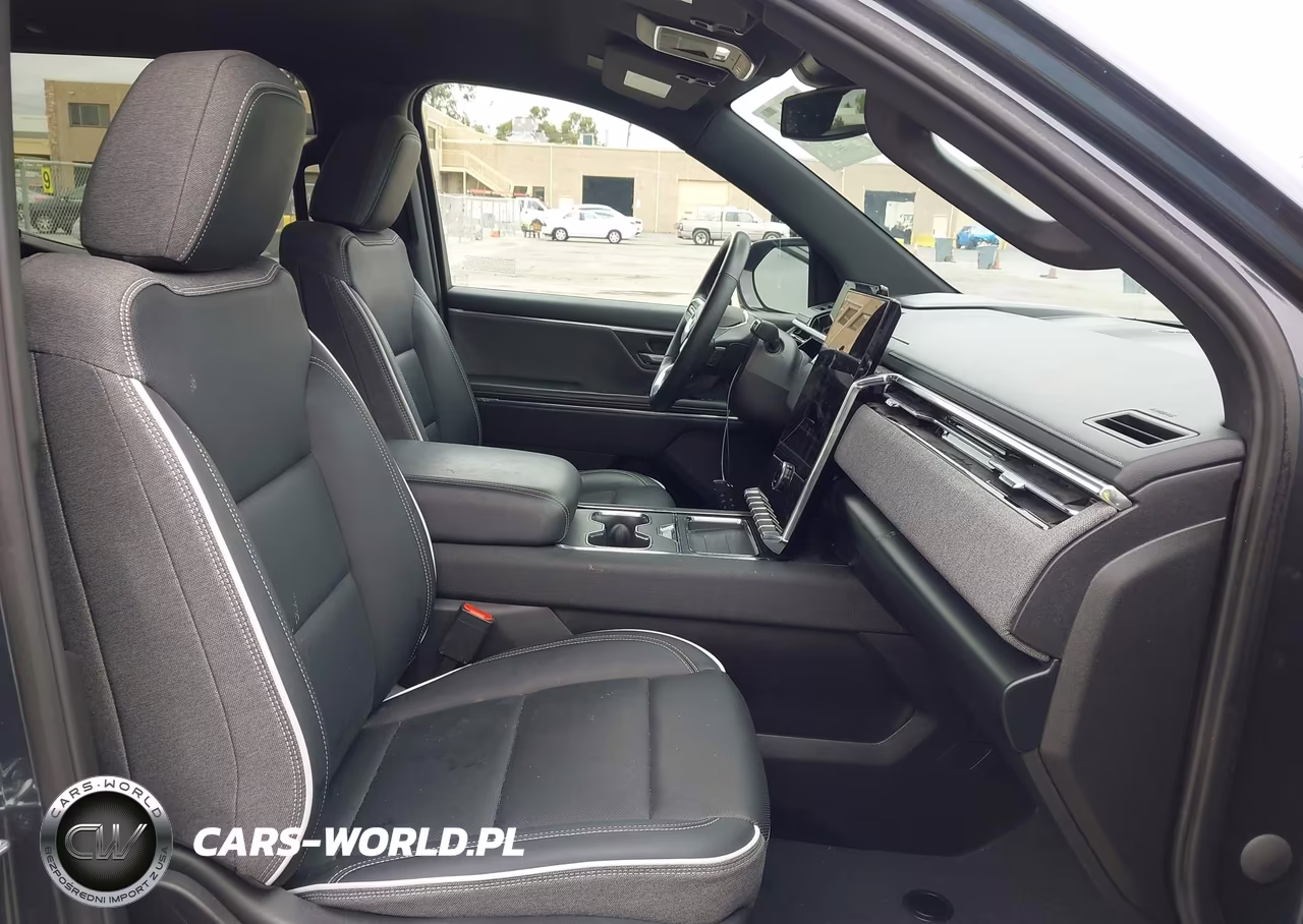 2026 GMC Sierra Ev Standard Range Elevation VIN:1GT1ESEH9TU404105 - 5