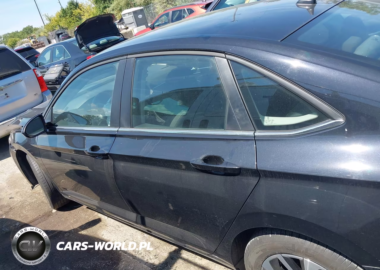 2024 Volkswagen Jetta 1.5T S VIN:3VW5M7BU1RM102613 - 13