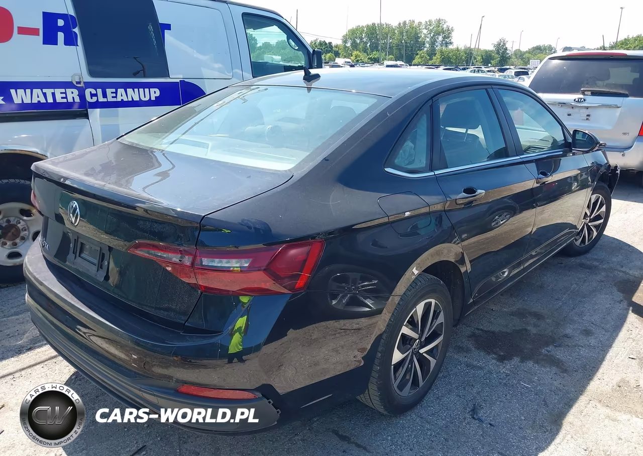 2024 Volkswagen Jetta 1.5T S VIN:3VW5M7BU1RM102613 - 4