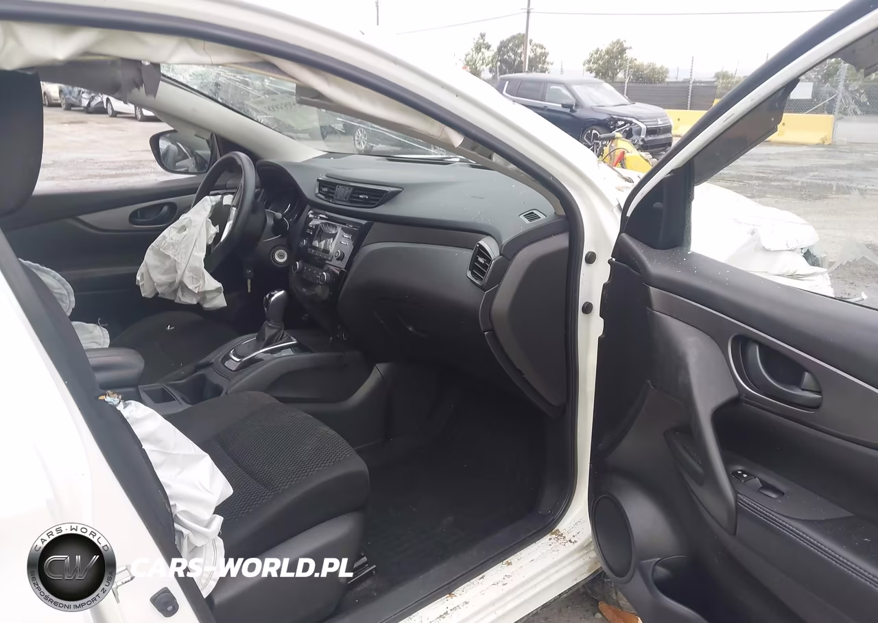 2018 Nissan Rogue Sport S VIN:JN1BJ1CR6JW264010 - 5