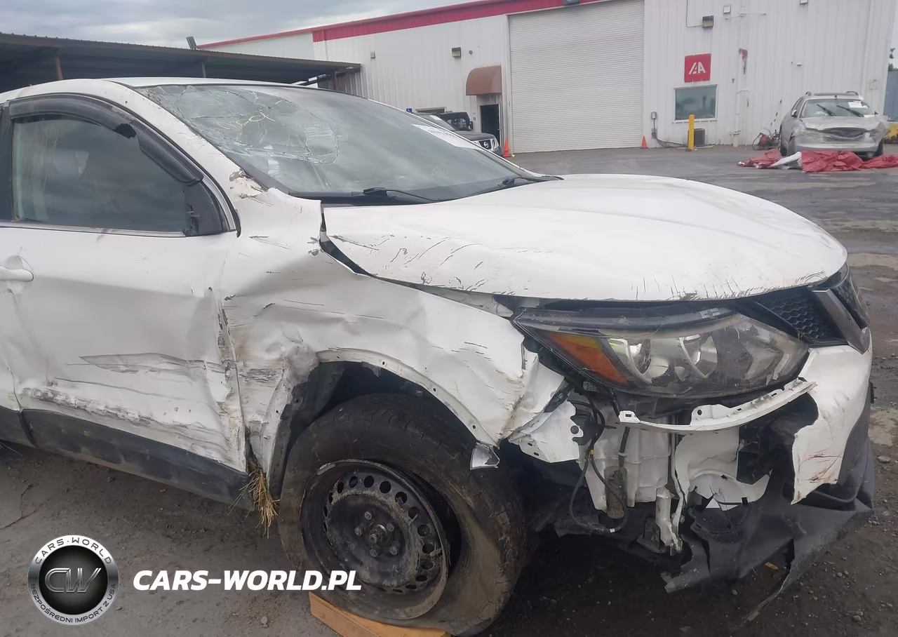 2018 Nissan Rogue Sport S VIN:JN1BJ1CR6JW264010 - 6