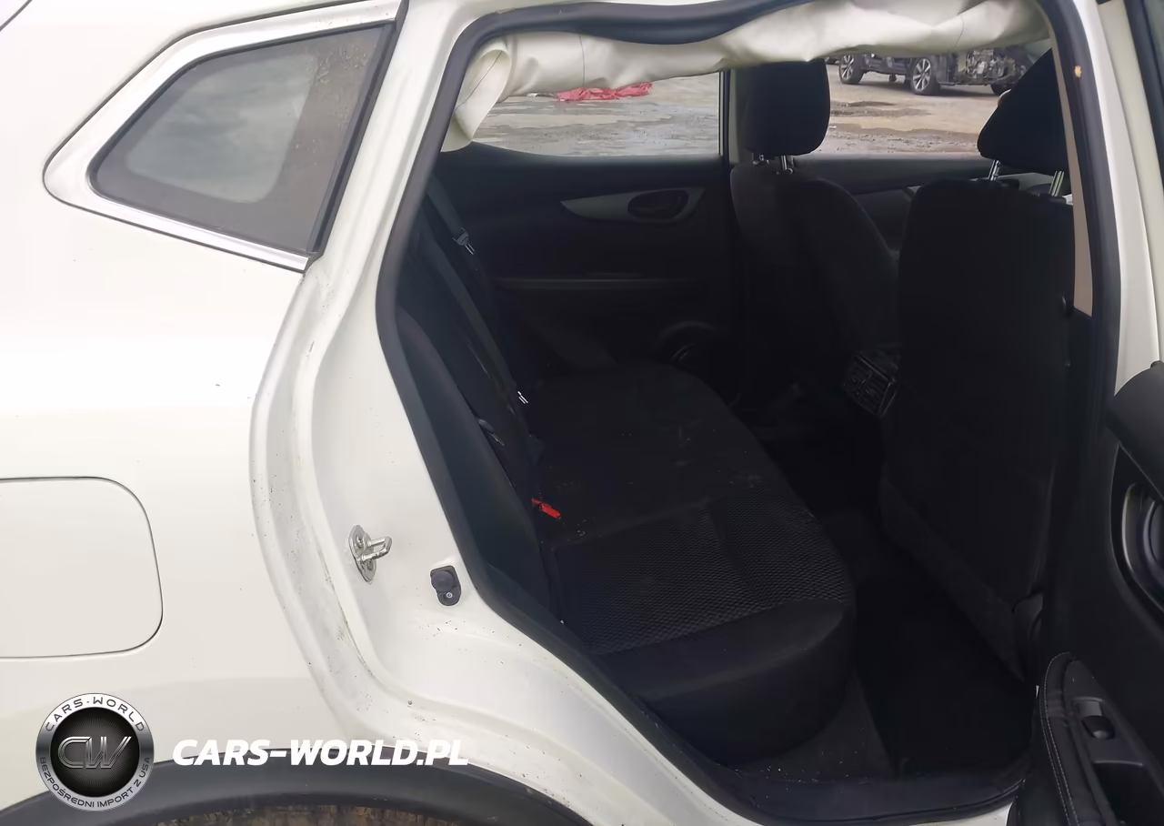 2018 Nissan Rogue Sport S VIN:JN1BJ1CR6JW264010 - 8
