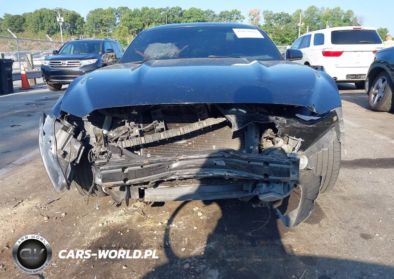 2015 Ford Mustang V6 VIN:1FA6P8AM1F5329698 - 6