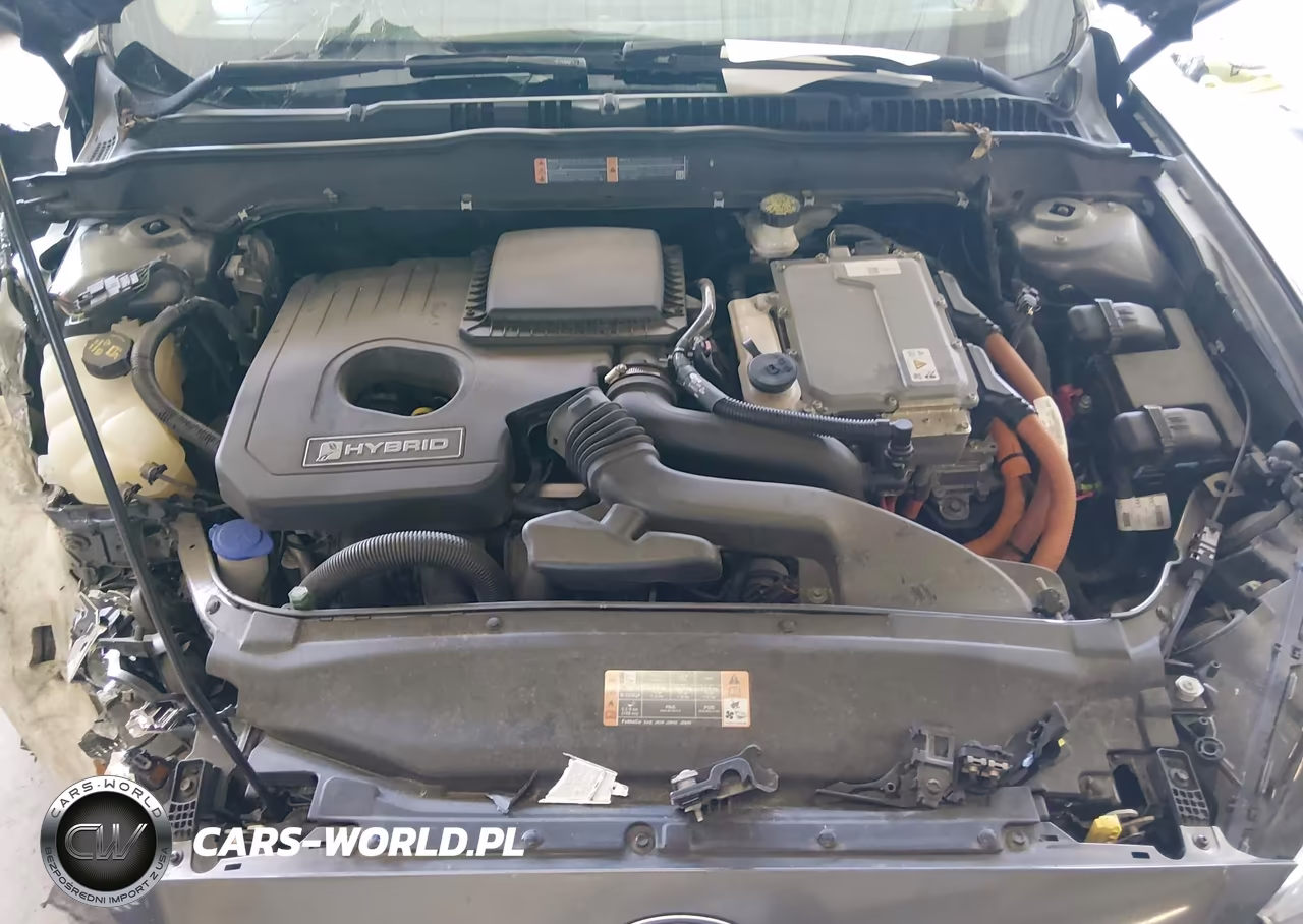 2018 Ford Fusion Hybrid S VIN:3FA6P0UU5JR122590 - 10