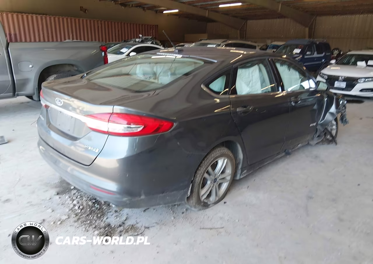 2018 Ford Fusion Hybrid S VIN:3FA6P0UU5JR122590 - 4