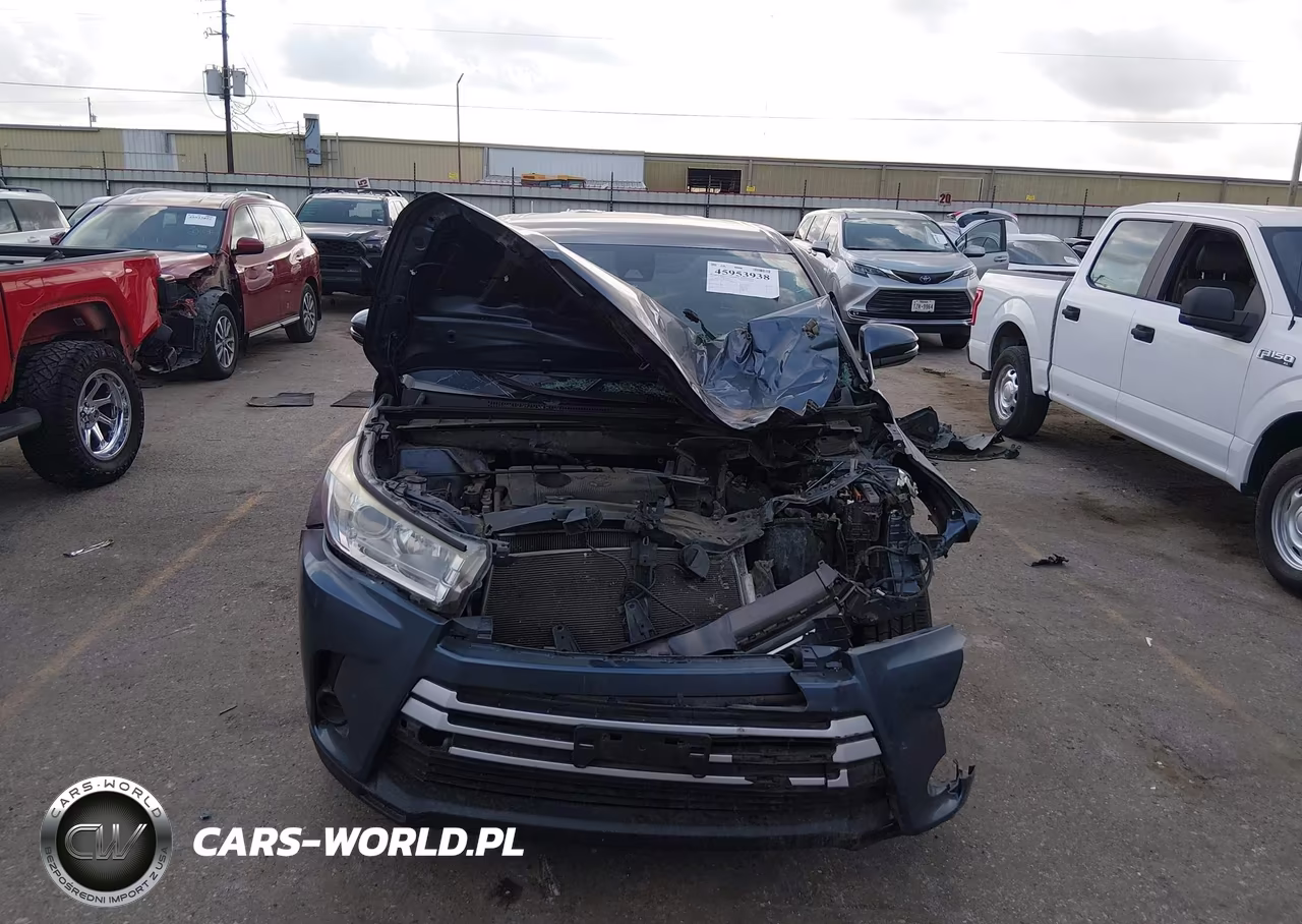 2019 Toyota Highlander Le VIN:5TDZARFH1KS044238 - 12