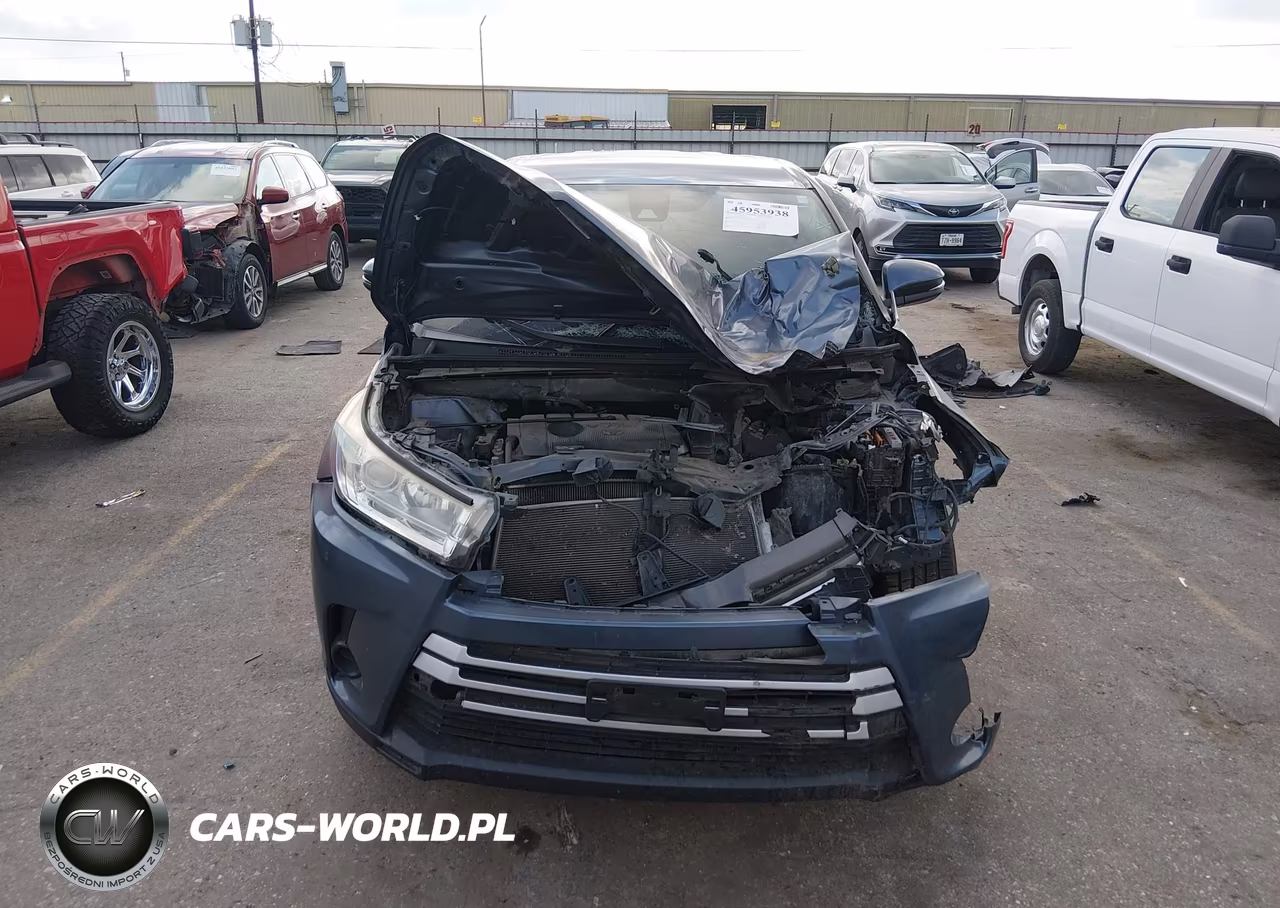 2019 Toyota Highlander Le VIN:5TDZARFH1KS044238 - 6