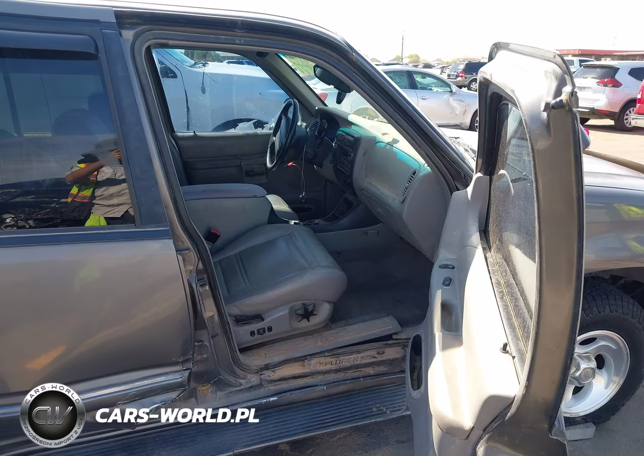 1999 Ford Explorer Eddie Bauer-Limited-Xlt VIN:1FMZU34E8XZA91488 - 5