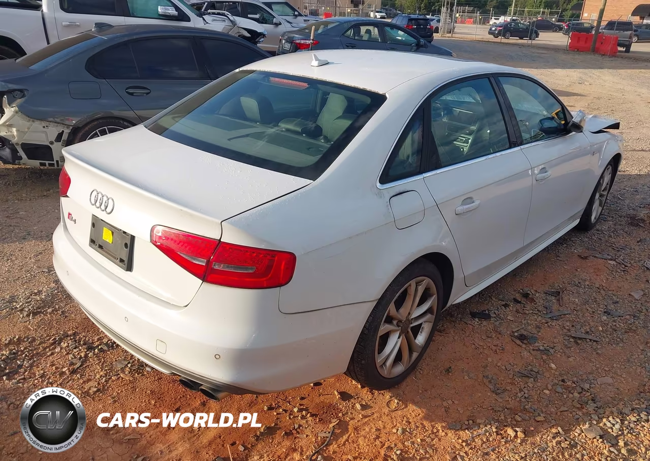 2015 Audi S4 3.0T Premium Plus VIN:WAUKGAFL1FA010967 - 4